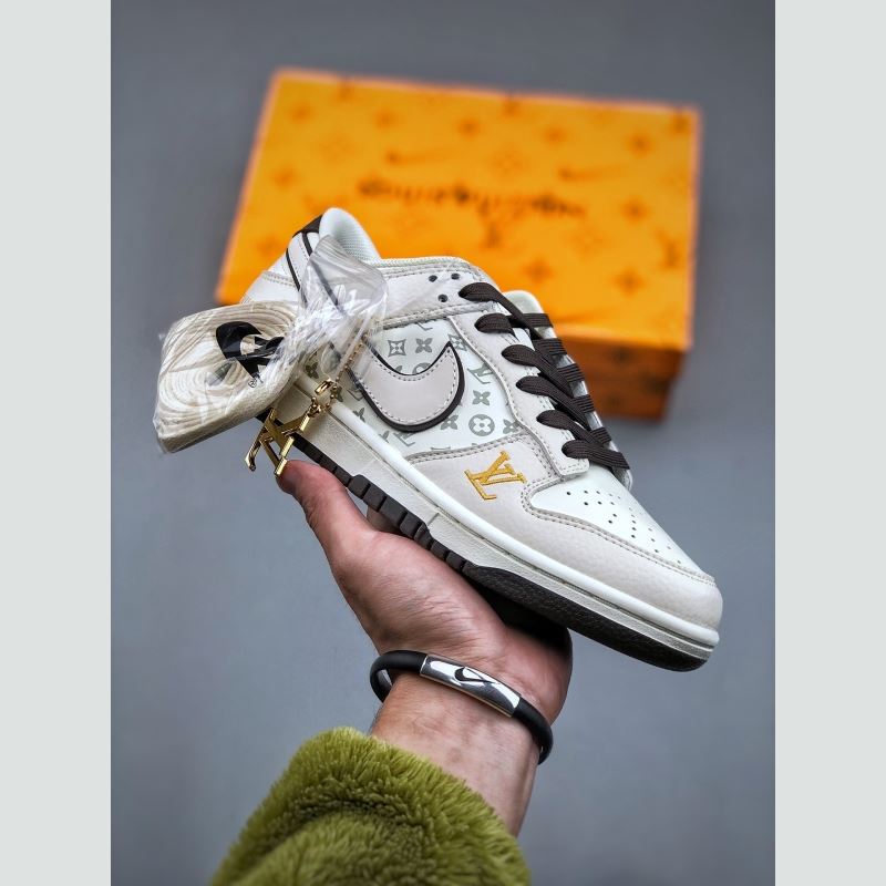 l**is V*t*n sneakers